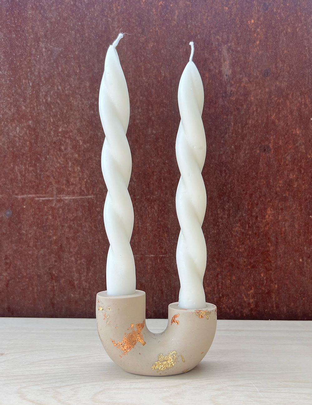 U-Shape Candle Holder