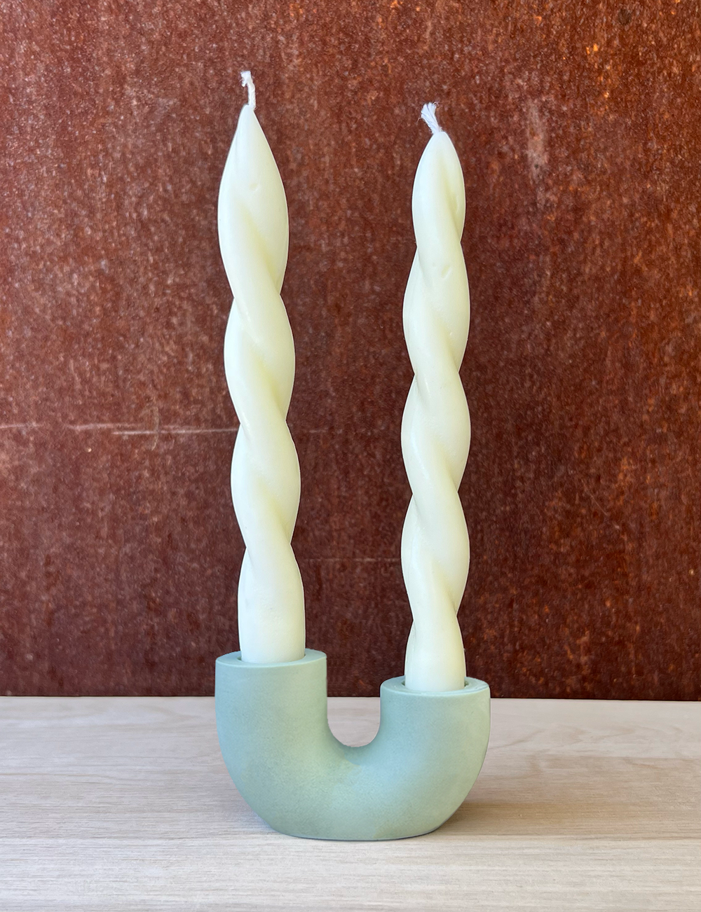 U-Shape Candle Holder
