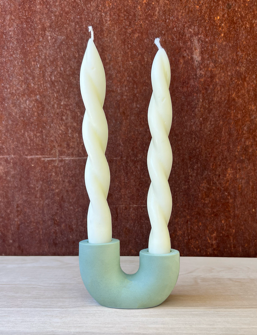 U-Shape Candle Holder