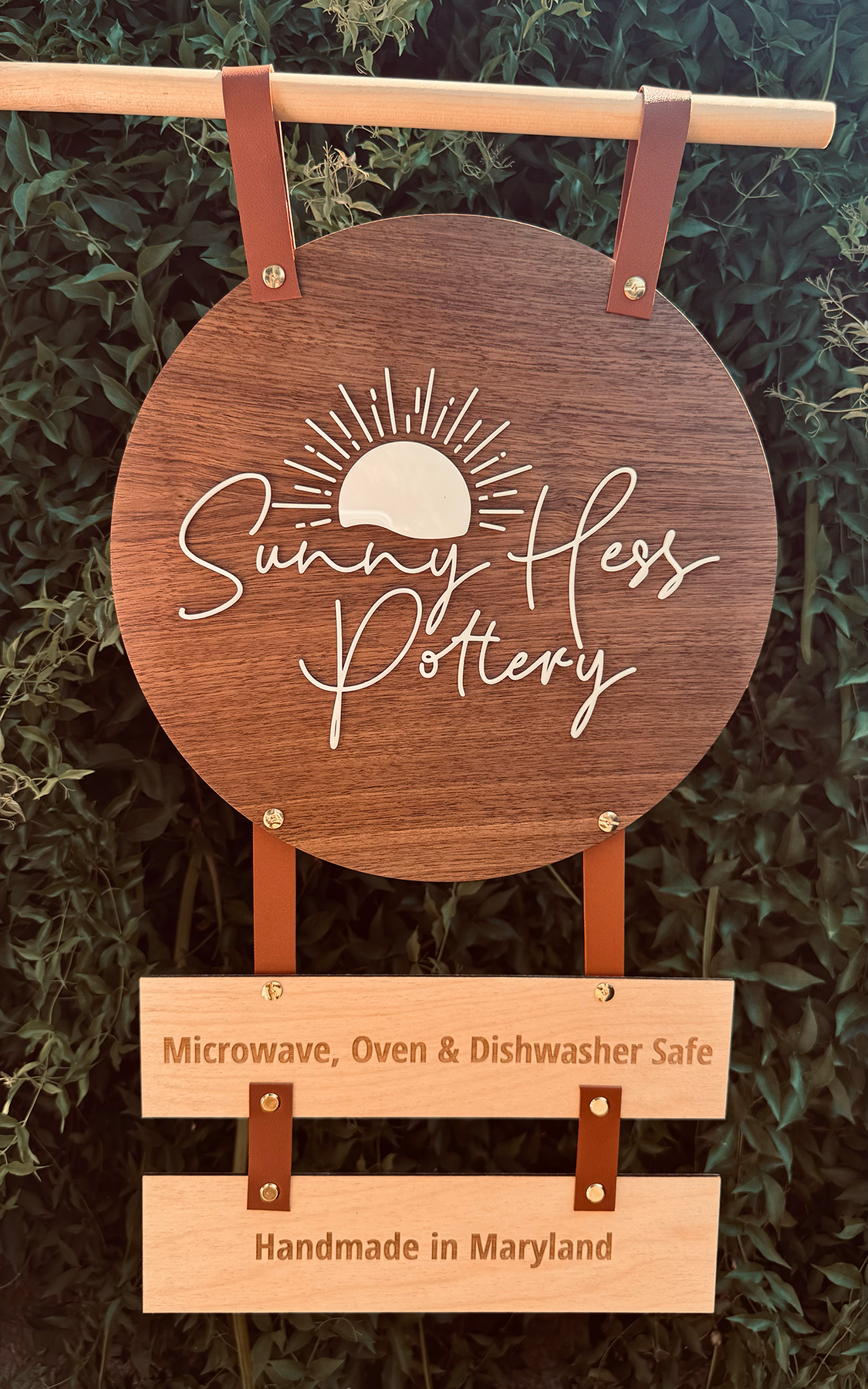 Hanging Market Sign with Magnetic Mount