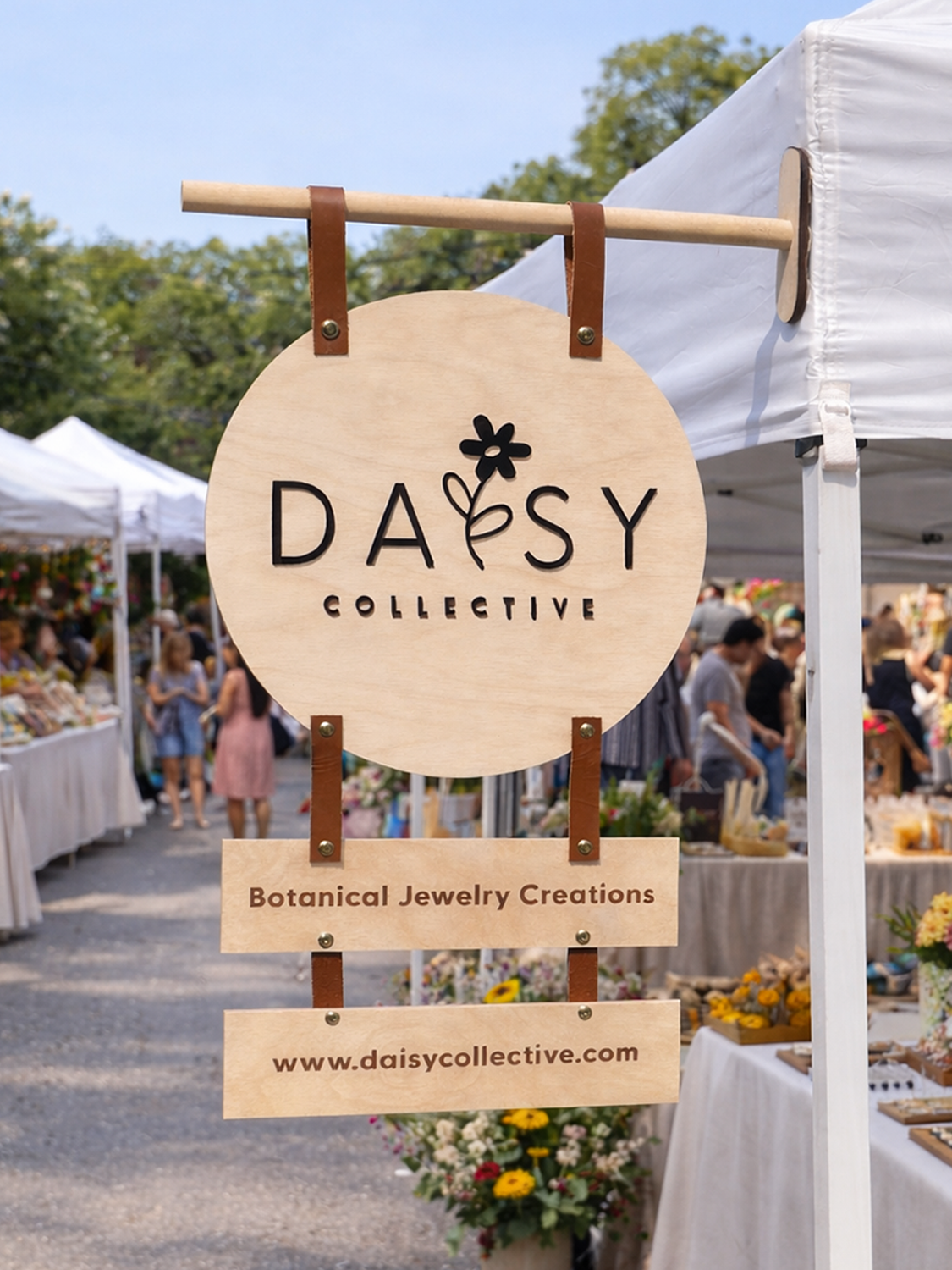 Hanging Market Sign with Magnetic Mount